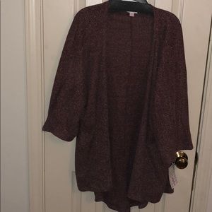 Heather maroon llularoe Lindsey - small. NWT